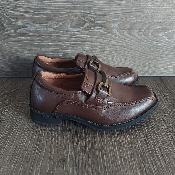 Toddler Boys Smart fit Slip On Brown Dress Shoes size 5.5 Skid Resistant - Picture 1 of 9